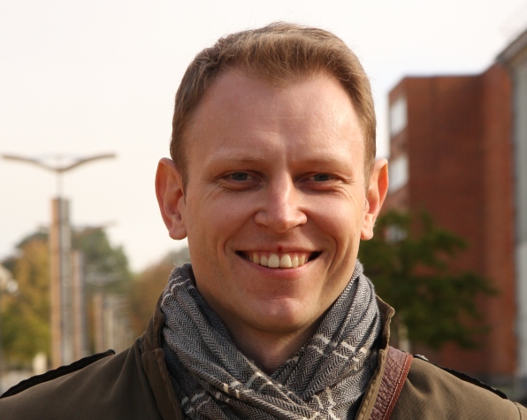 2a8d_V. Dapkevicius_2_tinklapiui