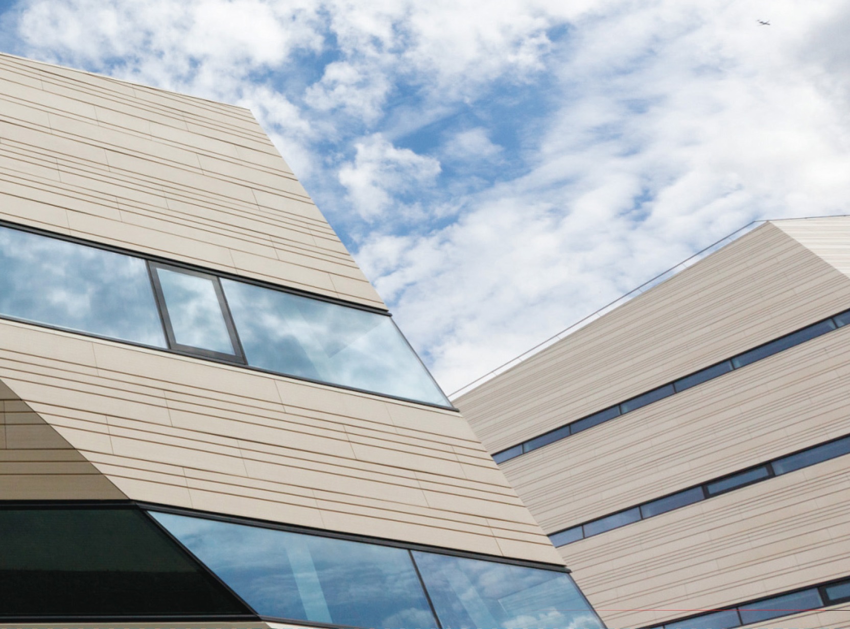 bf72_Siuolaikine LT architektura DVD virselis