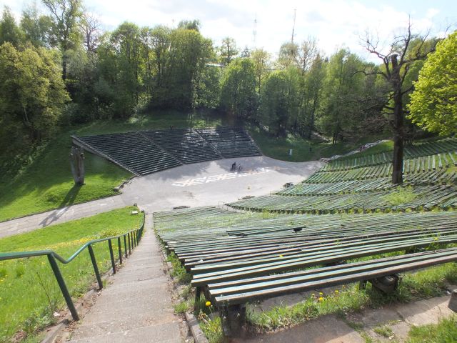 2f41_dainu slenis_net